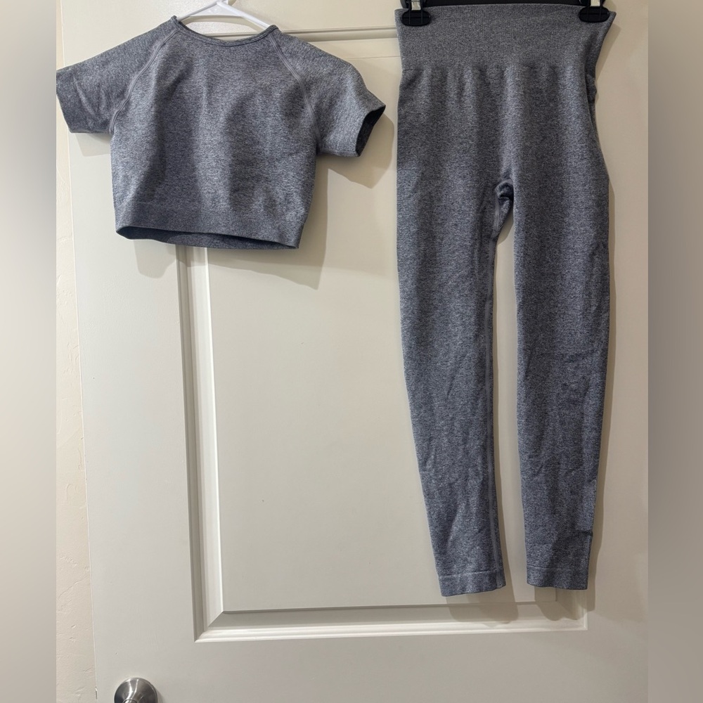 Amazon Women's Gray Leggings and Top Set